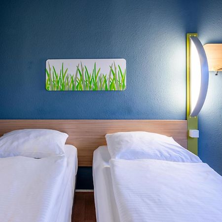 B&B Hotel Giessen-Linden Exterior photo